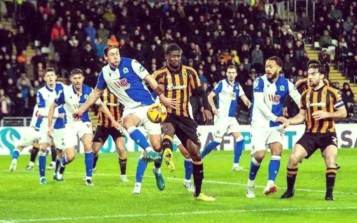 关于德比郡客场逼平布里斯托城，保持不败战绩的信息