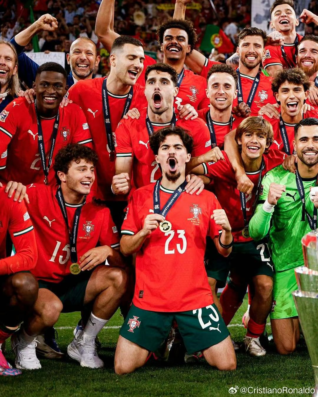 开云足球直播-比利时淘汰葡萄牙晋级欧洲锦标赛八强