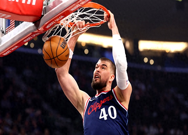 快船遭活塞逆转，联手再败一场