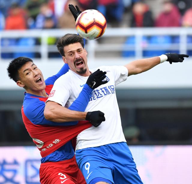 胜负难分！天津泰达与重庆力帆战成平局，局势不明的简单介绍