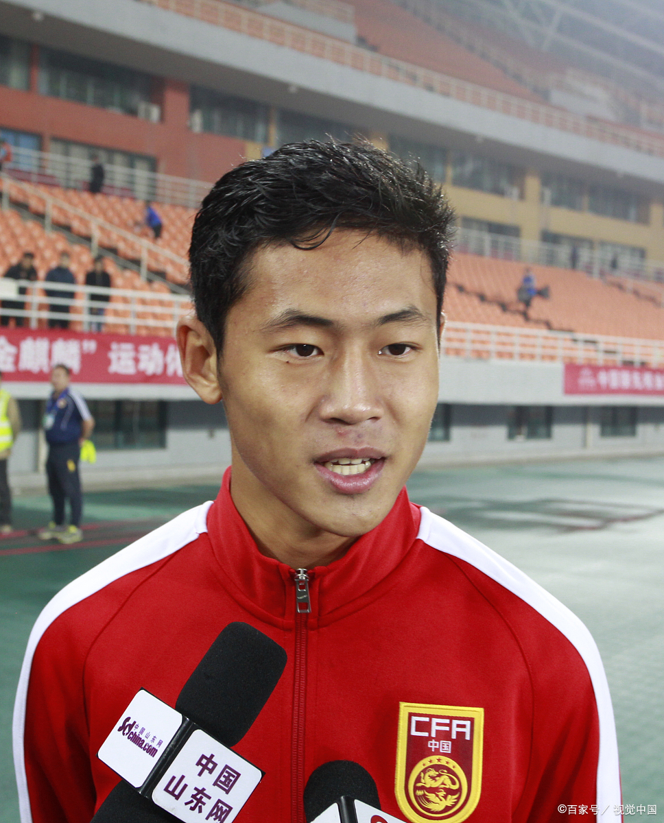 中超名将表现稳定，场上领袖气质得到认可的简单介绍