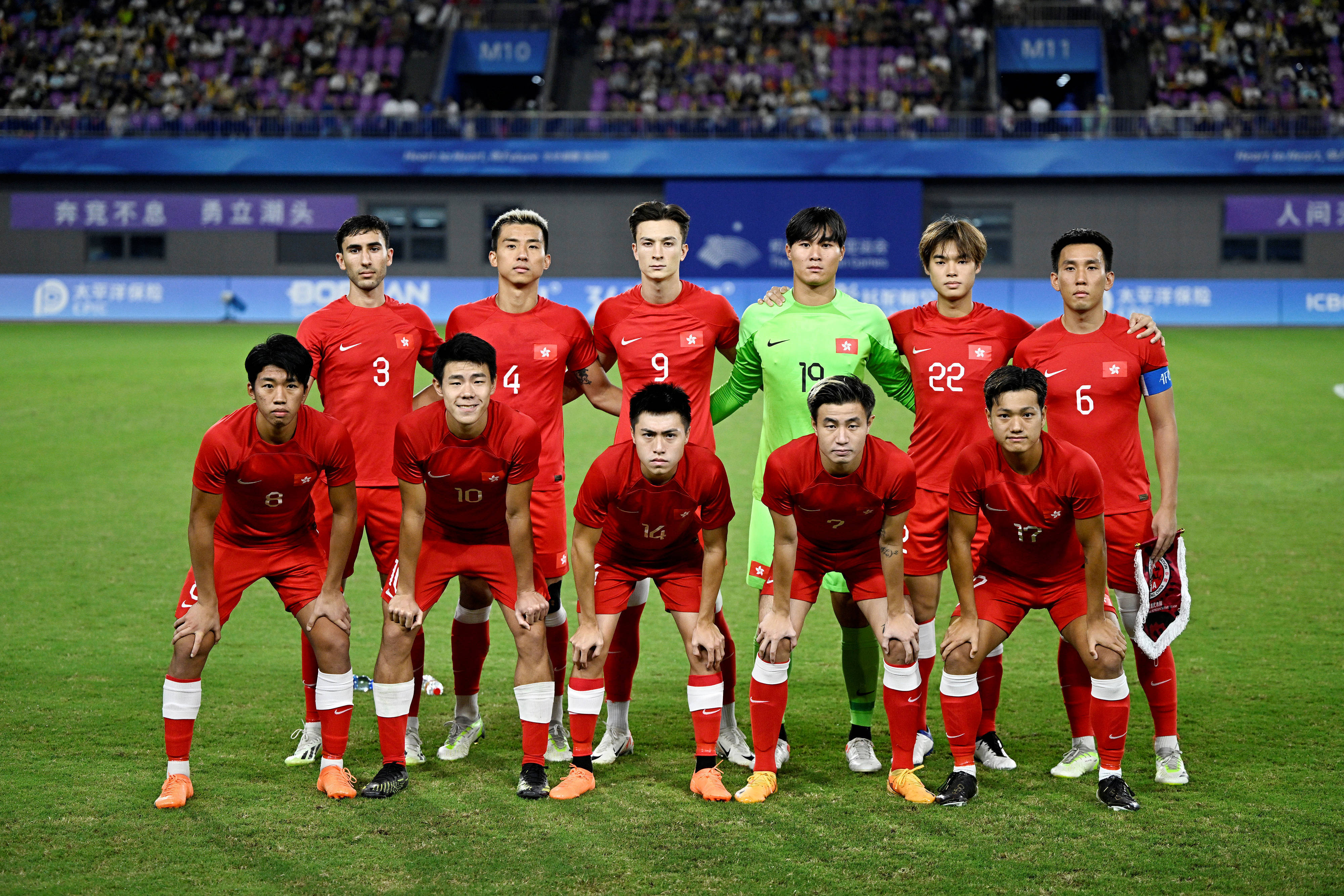 亚洲足球赛场风云激荡，球队实力角逐