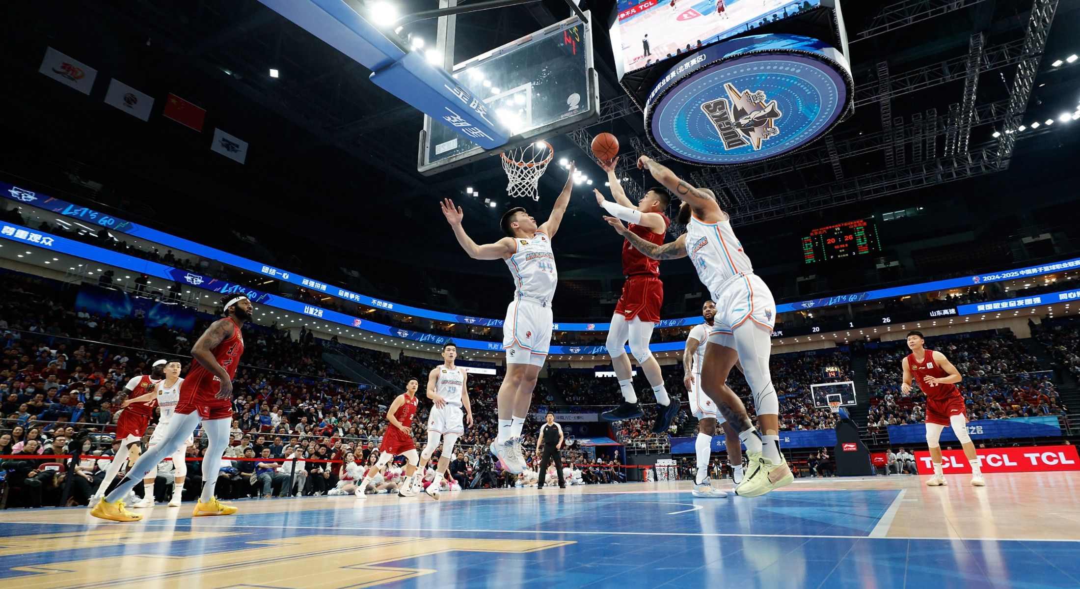 国际篮球界多项赛事相继开赛,球迷热情高涨的简单介绍 国际篮球界多项赛事相继开赛,球迷热情高涨的简单介绍