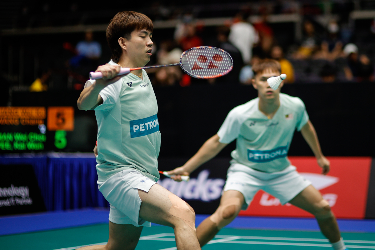 包含马来西亚羽毛球队爆冷印尼羽毛球队，安赛龙统治全场的词条