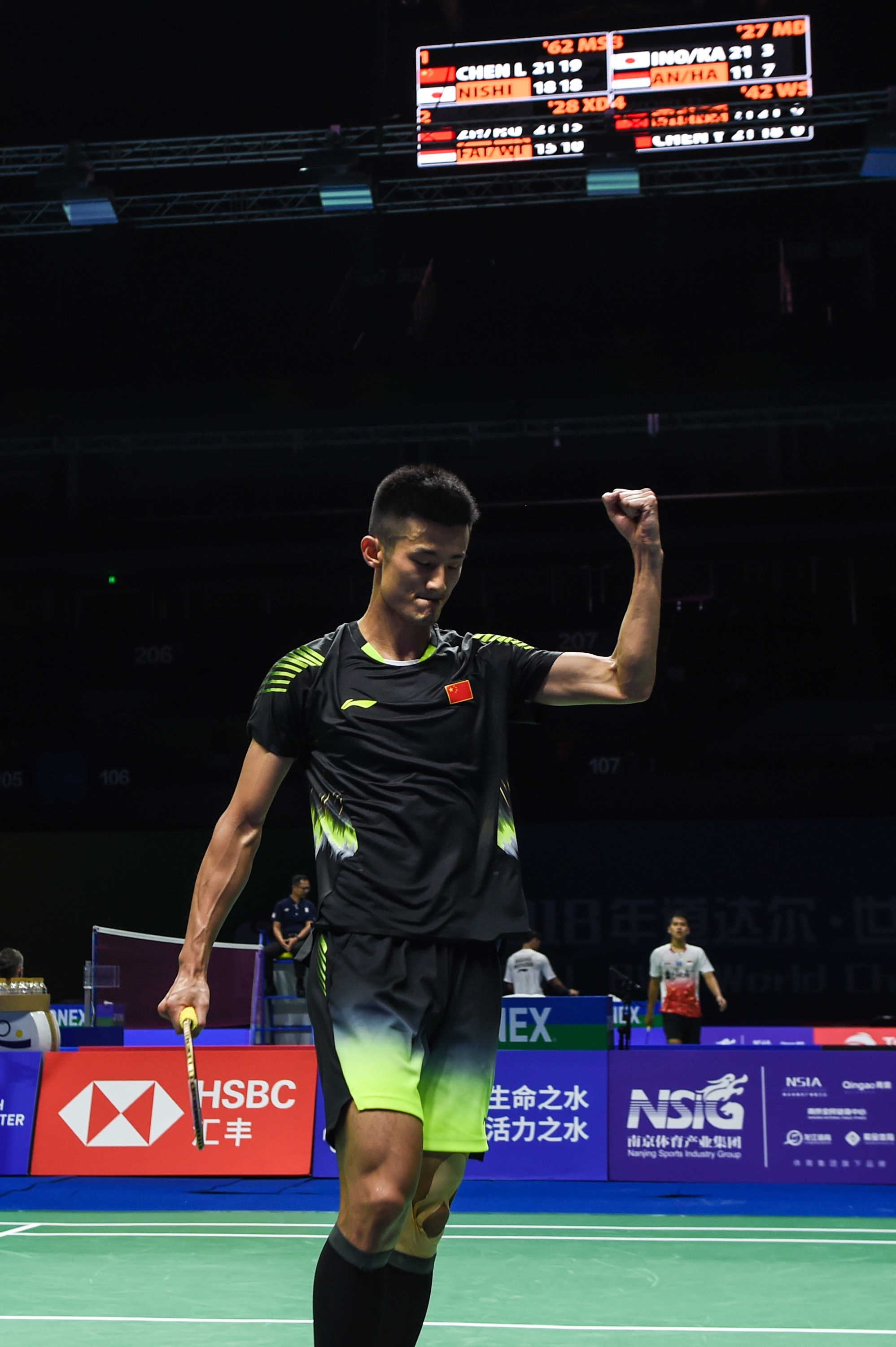 包含法国羽毛球队强势丹麦羽毛球队，谌龙制霸全场的词条