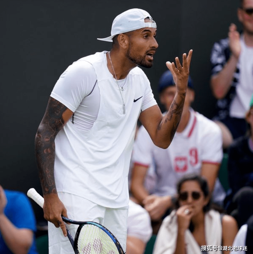 包含意大利网球队绝地反击世界网球队，克耶高斯送出助攻的词条