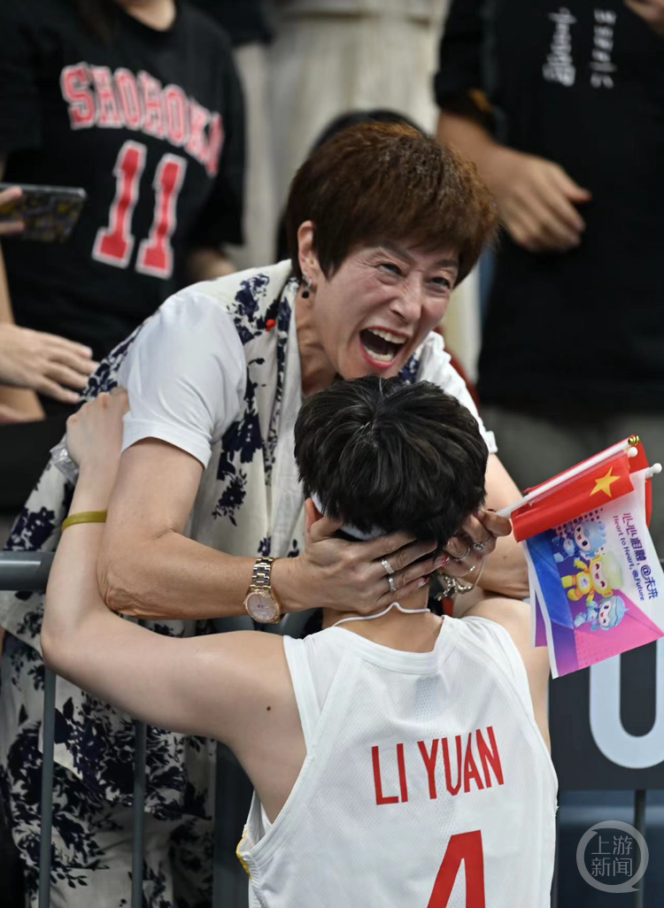 韩国队完胜印度队,李梓嘉统治全场 韩国队完胜印度队,李梓嘉统治全场