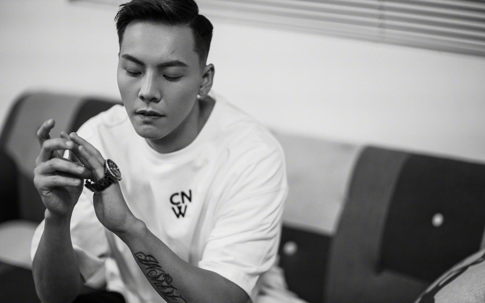 东契奇关键战不手软,独行侠加时险胜吉林队