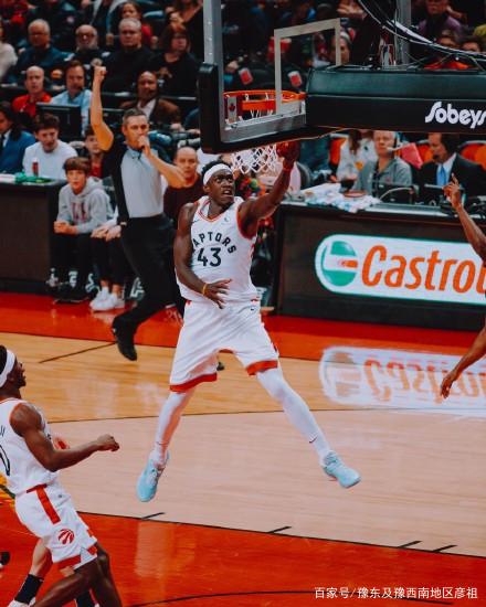 包含重庆猛龙大胜湖南队，保持连胜势头的词条