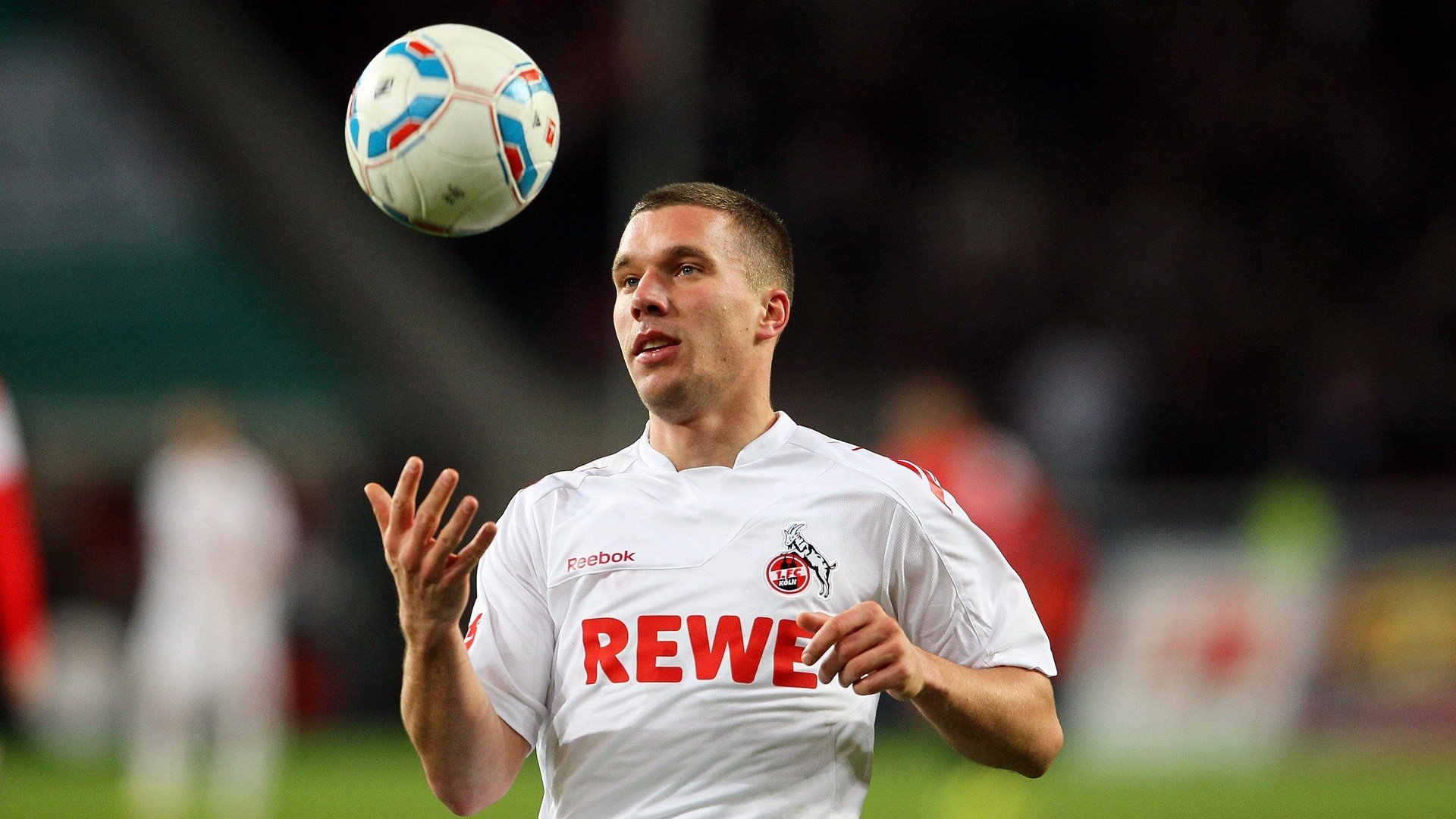 猛龙碾压山西队，欧冠淘汰赛焦点战的战术启示