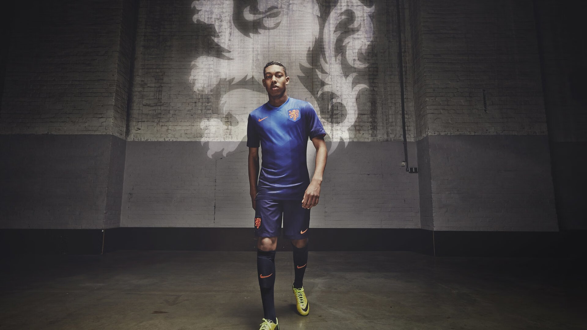 冰与火的逆转,加拿大足球的北极星照亮欧冠决赛焦点战