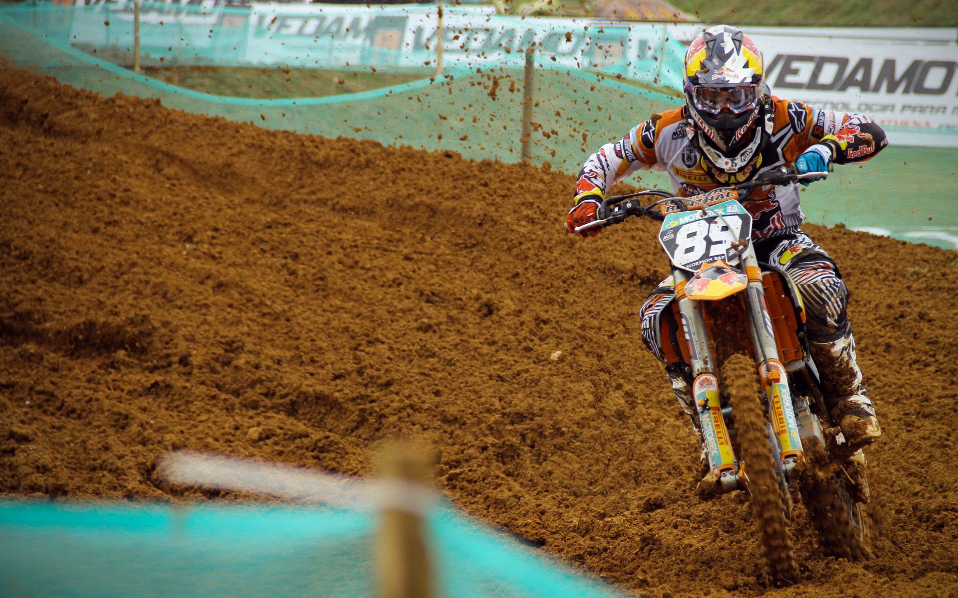 开云体育下载-羽坛新纪元，印尼队完胜法国队，黄鸭组合高光表现改写历史