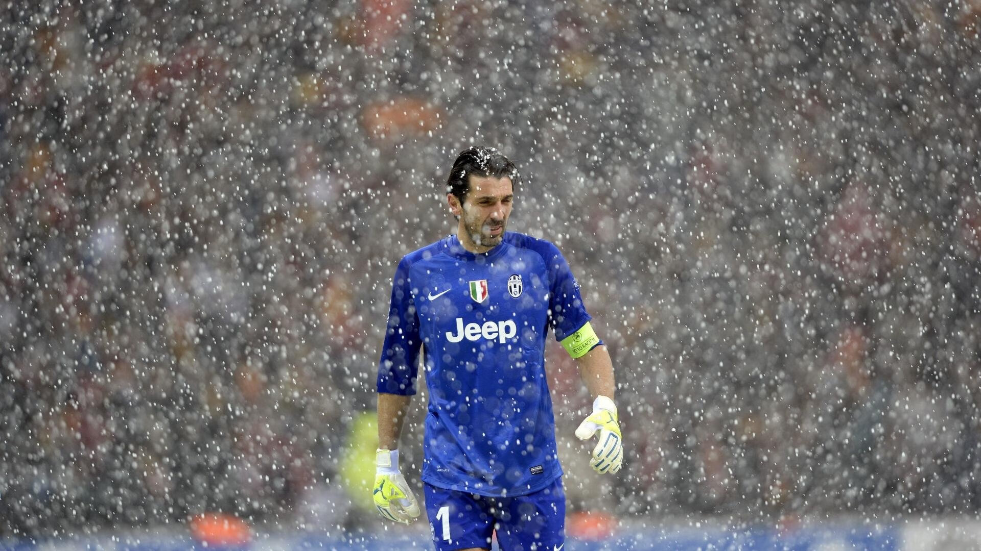 欧冠淘汰赛之夜，加维攻防两端的统治艺术